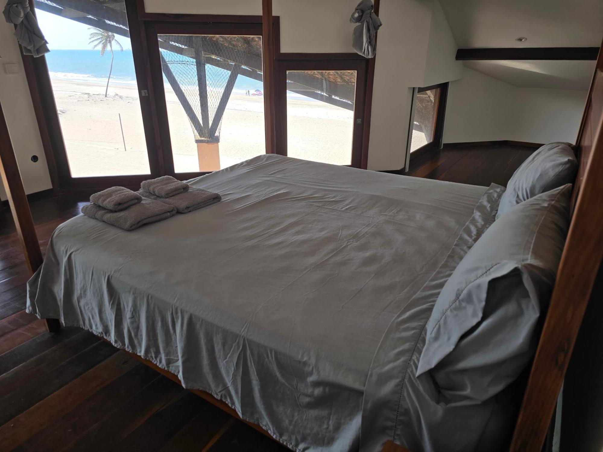 1st Beachfront Deluxe B102 In Dream Cumbuco Caucaia