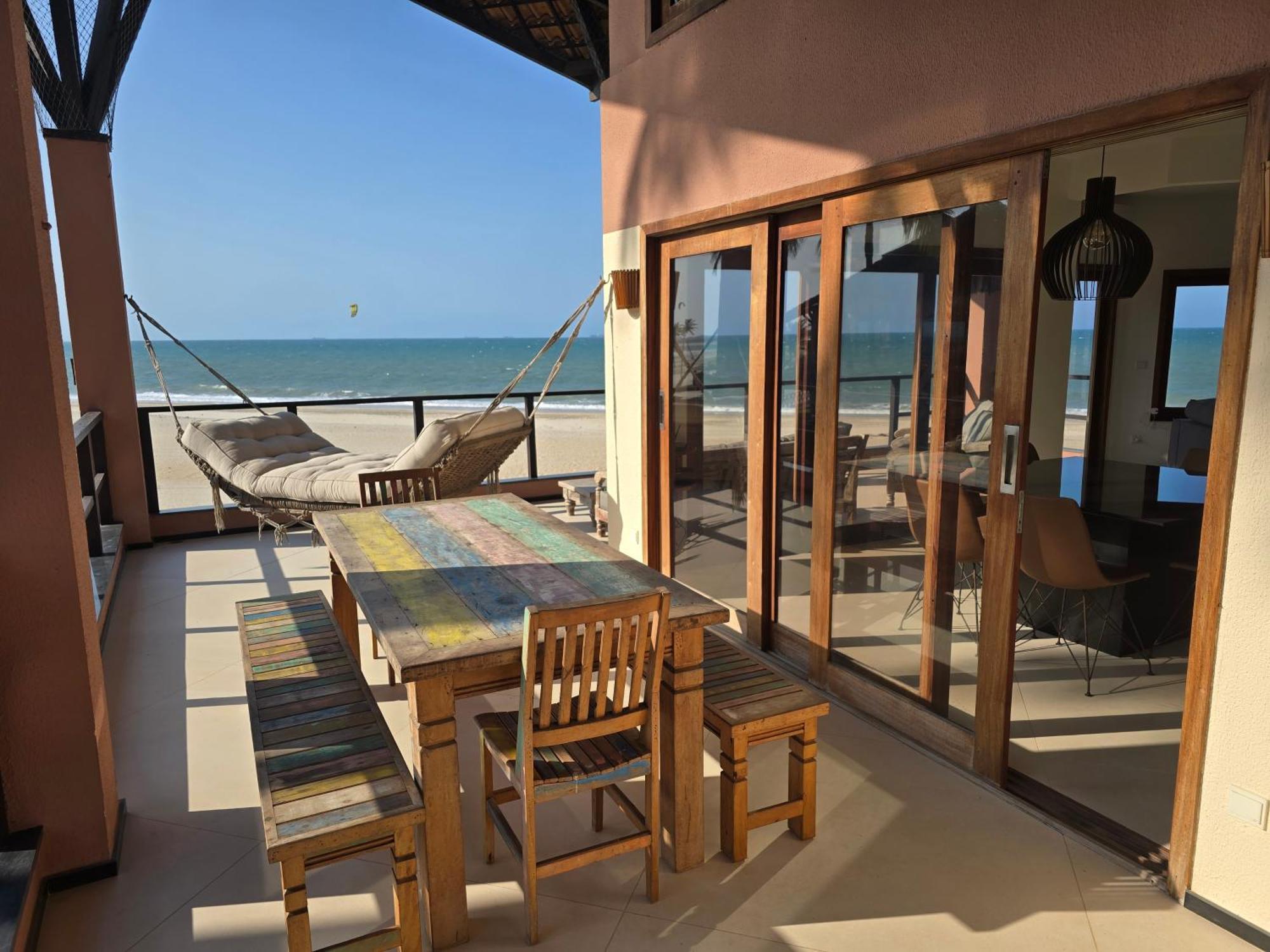 1st Beachfront Deluxe B102 In Dream Cumbuco Apartment